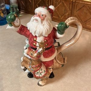 Fitz and Floyd Santa’s Flight Teapot